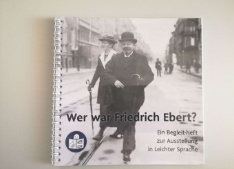 Begleitheft zur Ausstellung in Leichter Sprache